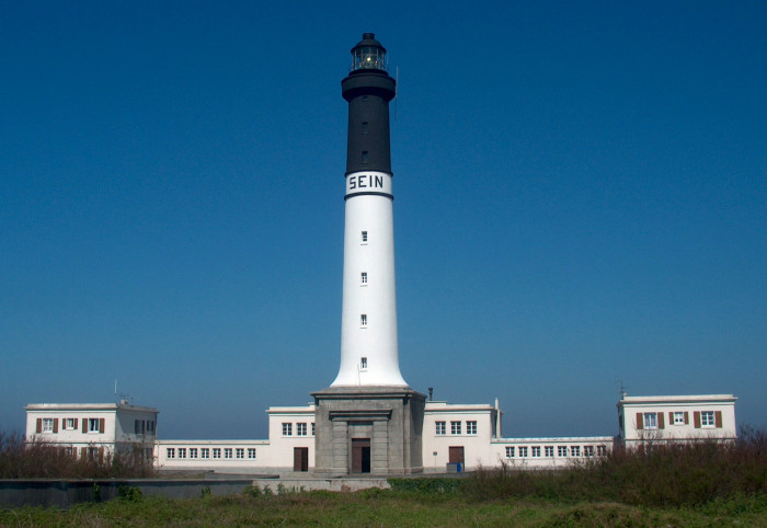 lighthouse Ile de Sein