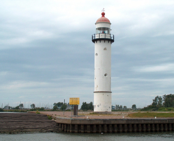 lighthouse Hellevoetsluis