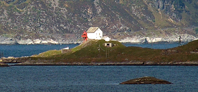 lighthouse Haugsholmen