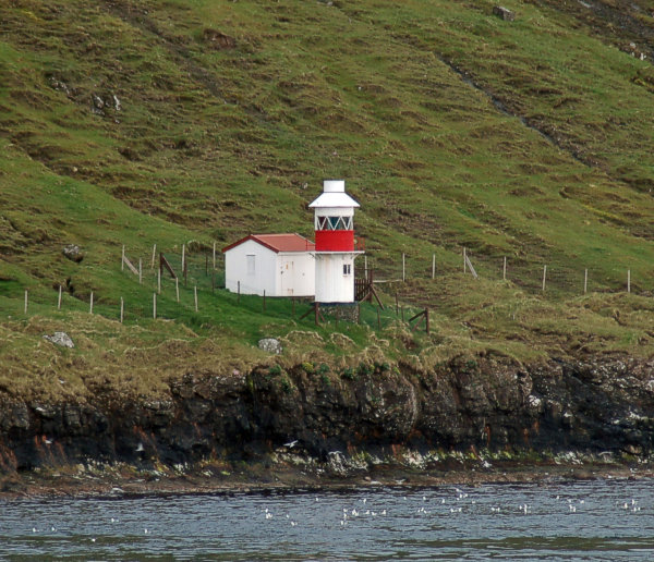 lighthouse Kalsoy