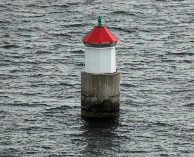 lighthouse Nakkholmsteinen